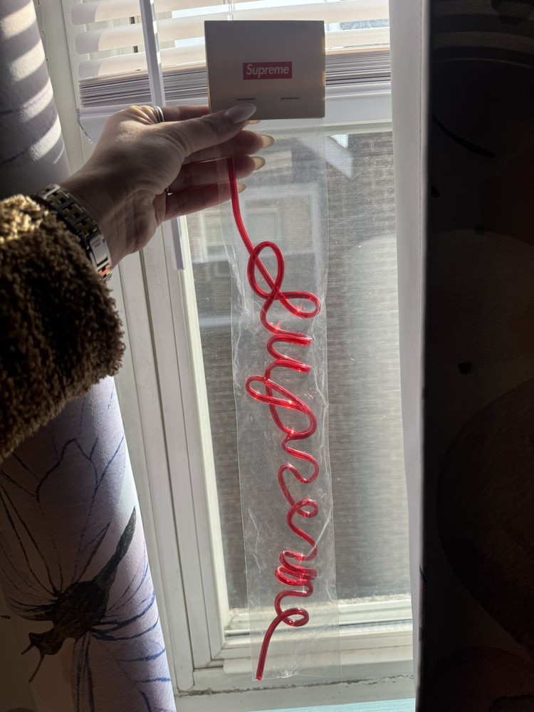 Supreme Straw