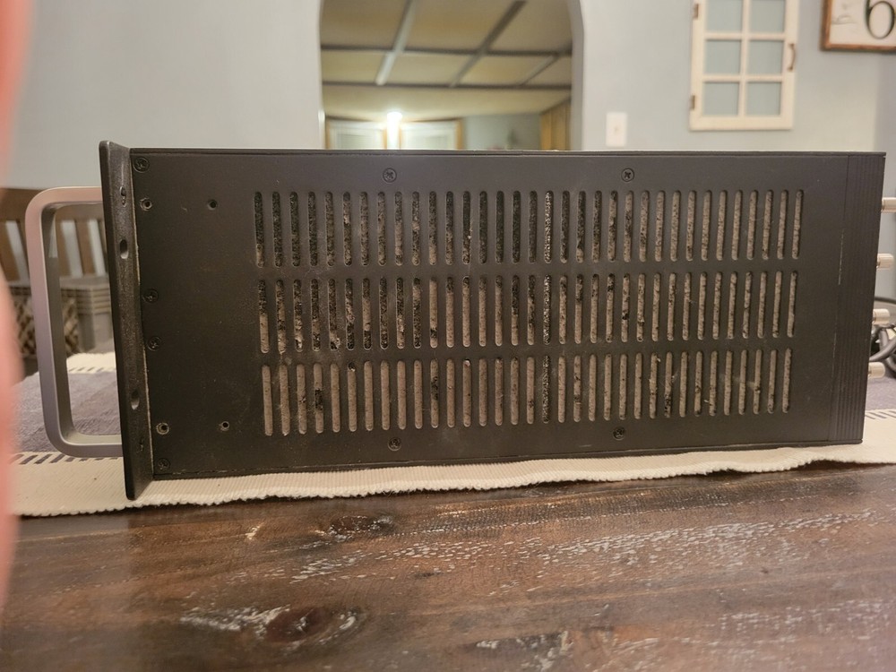 Intelix FLX-1616 Flexible Card-Based Matrix Switcher