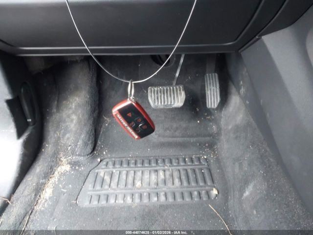 EVOQUE 2013 Glove Box 4959052