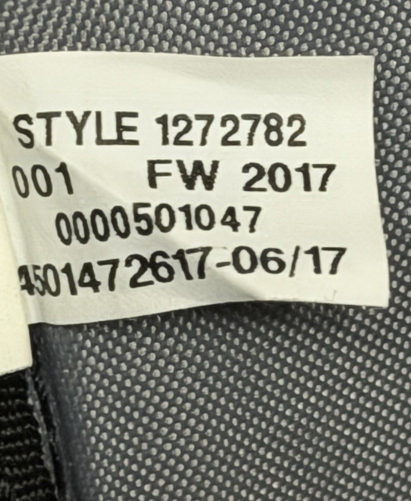 Preowned Under Armour Medium/Large Black & Gray Backpack Bag