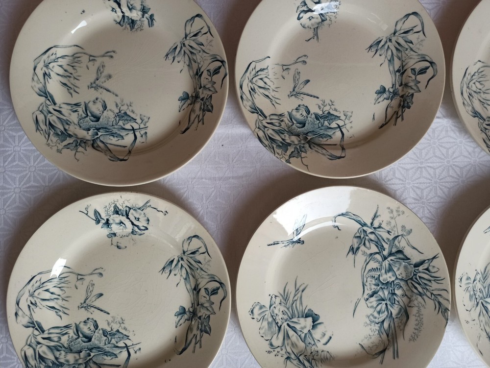 8 Flat Plates in Faience Earthenware Art Nouveau