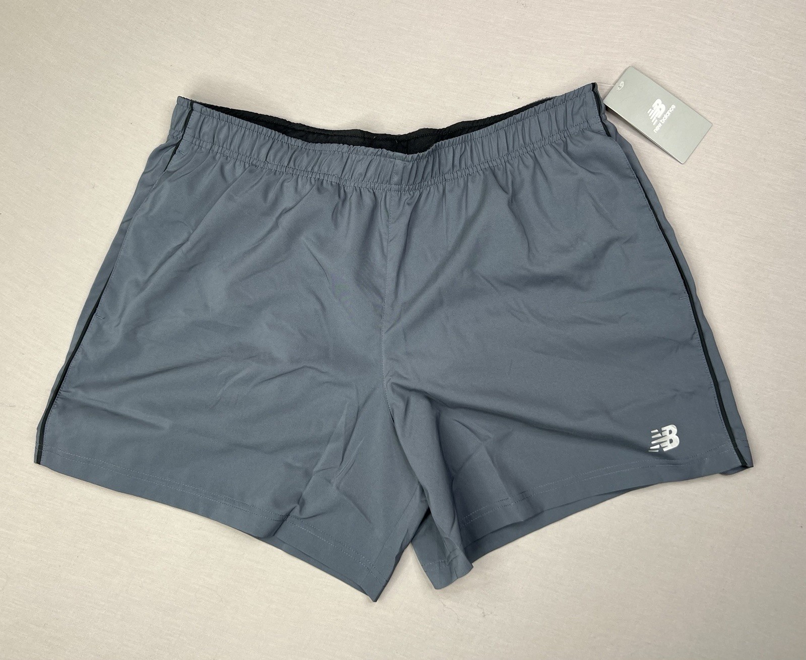 New Balance Core Run 5" Size XL Lined Shorts Gray Lightweight NB DRY