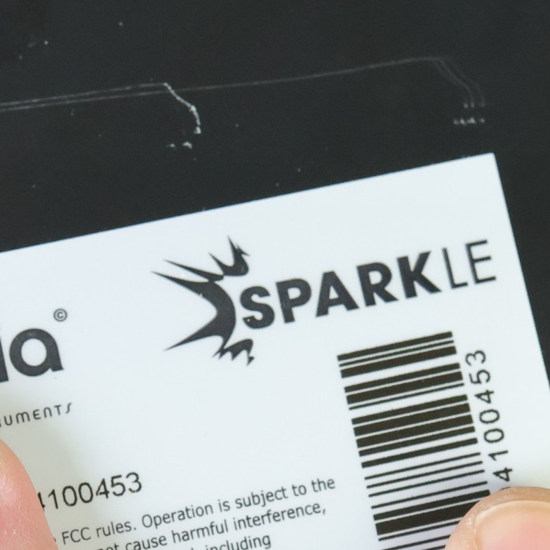 Arturia SparkLE Creative Drum Machine Hybrid Controller + Spark 2 Software VGC