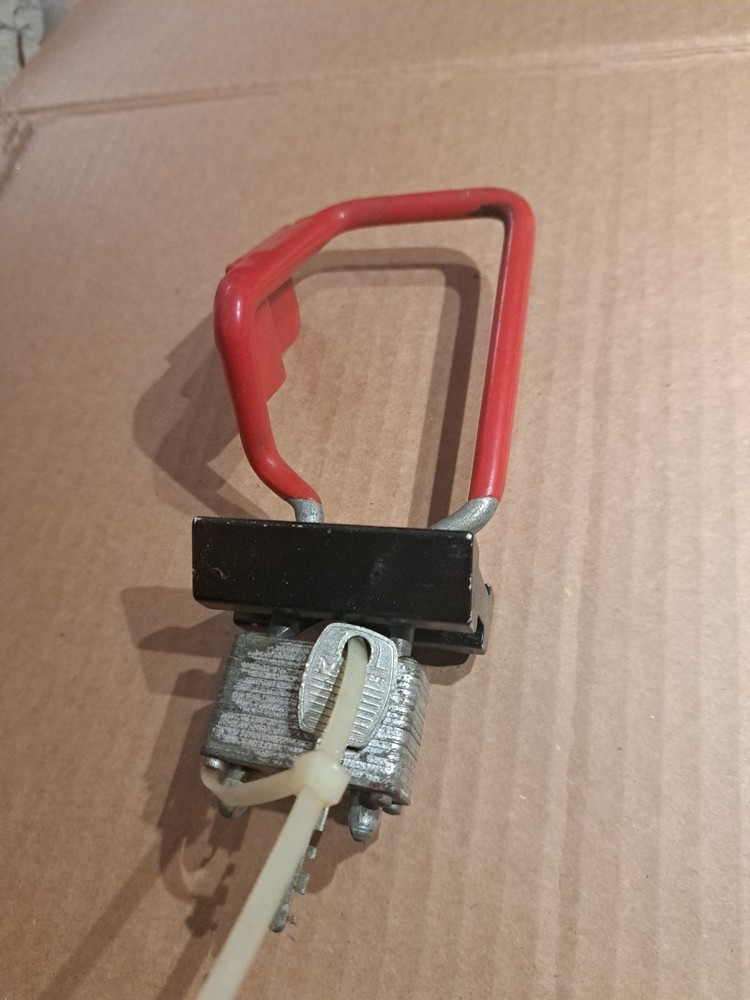 ATV, JETSKI, SNOWMOBILE THROTTLE LOCK