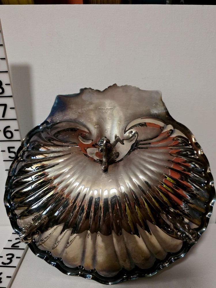 Reed & Barton Shell Dish Dishware Silver Plate Decorative Serving Dish Scalloped
