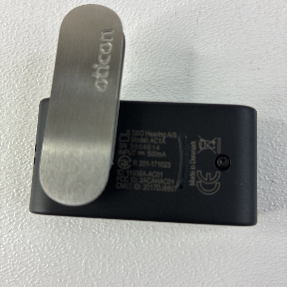 Oticon AC1A Connect Clip Bluetooth Streamer & Microphone w/ Case Cable Tested