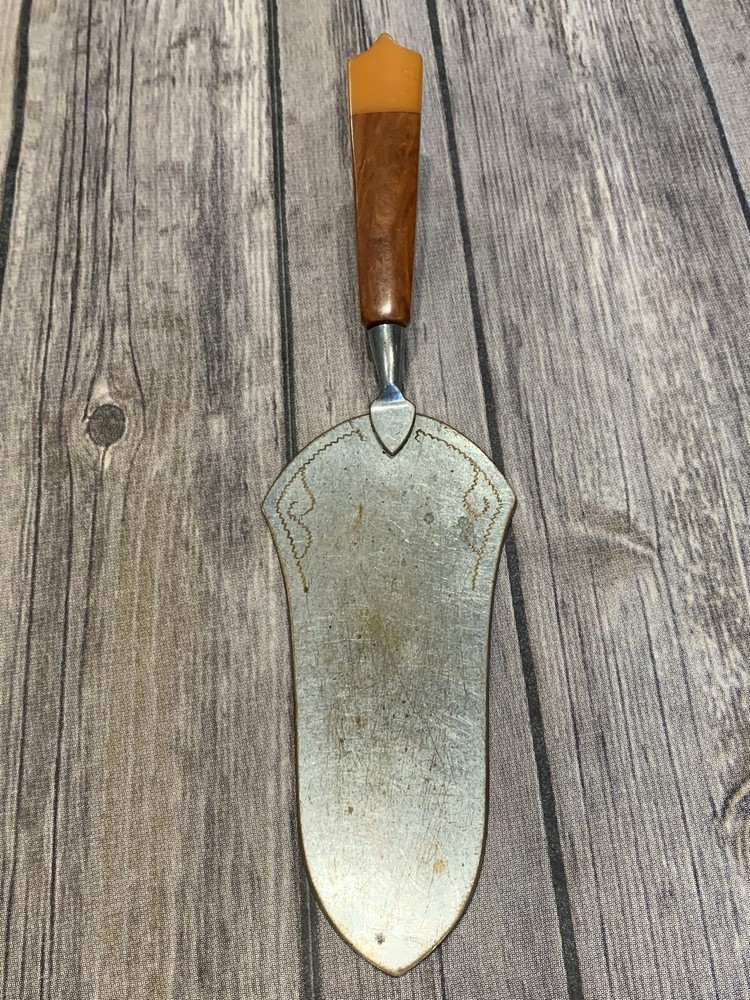 Vintage Bakelite Designed Pie Cake Server