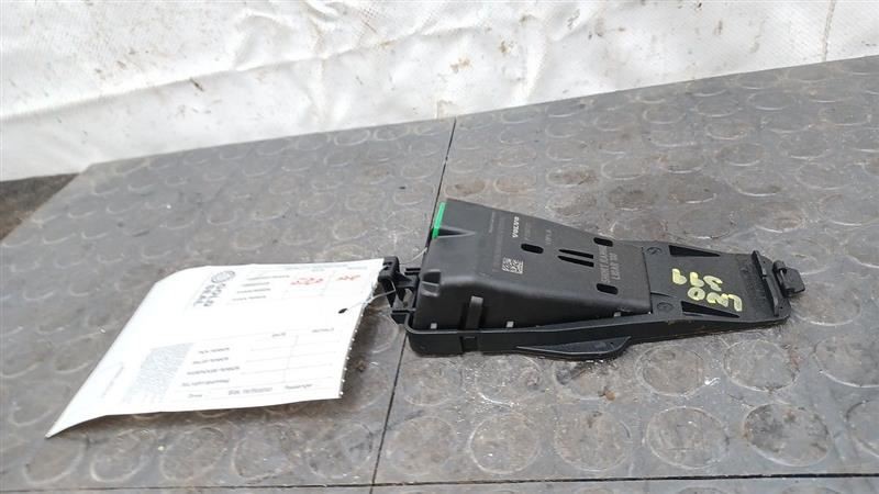 2016 Volvo XC70 WIndshield Mounted Camera/Projector 2402194