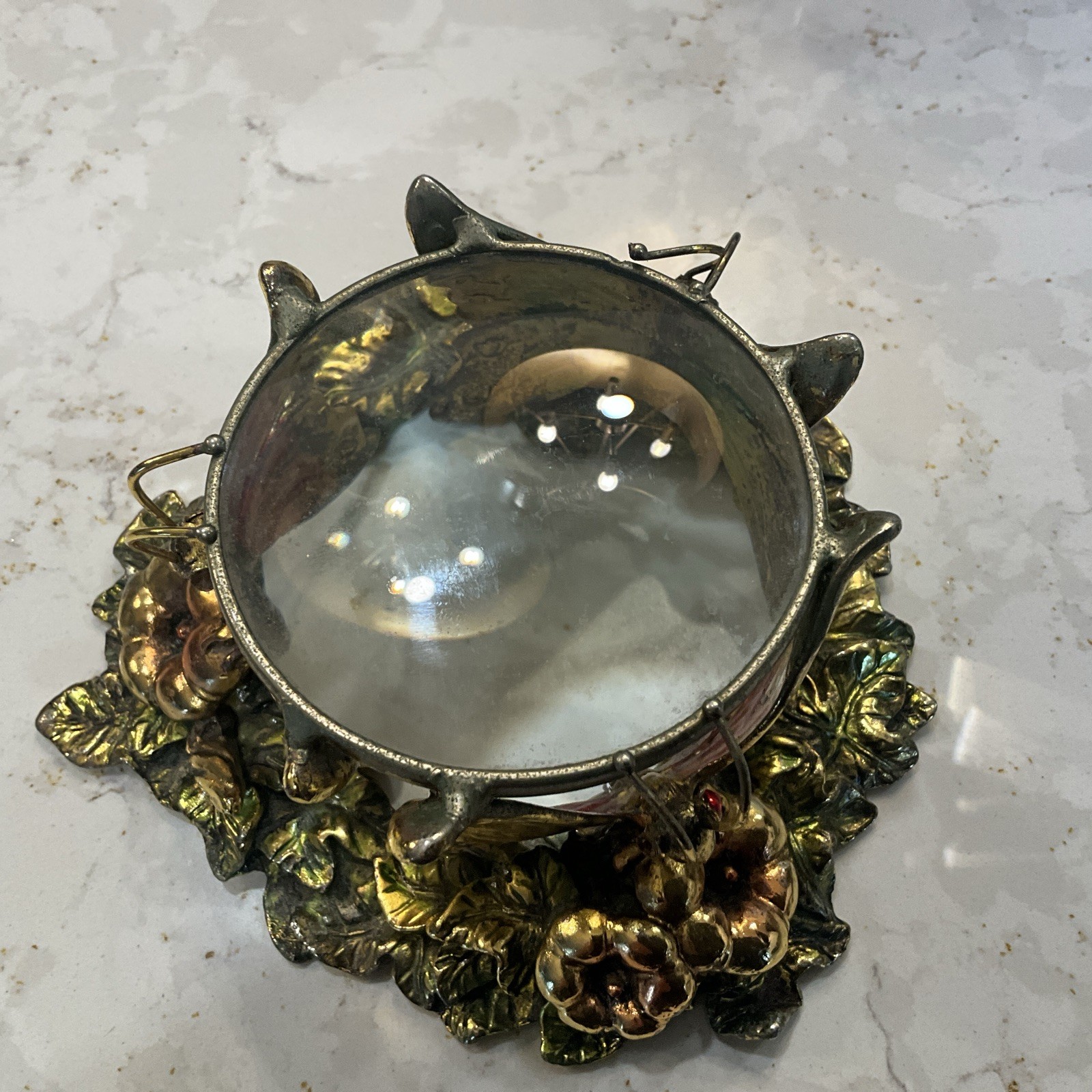 Vintage Decorative Magnifying Glass With Butterfly& Flowers Details Metal Base