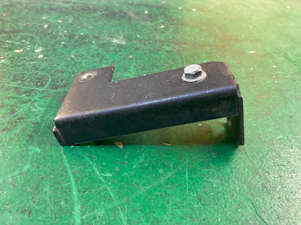 Rockwell Delta 34-335 table saw Mounting Bracket for Blade Guard
