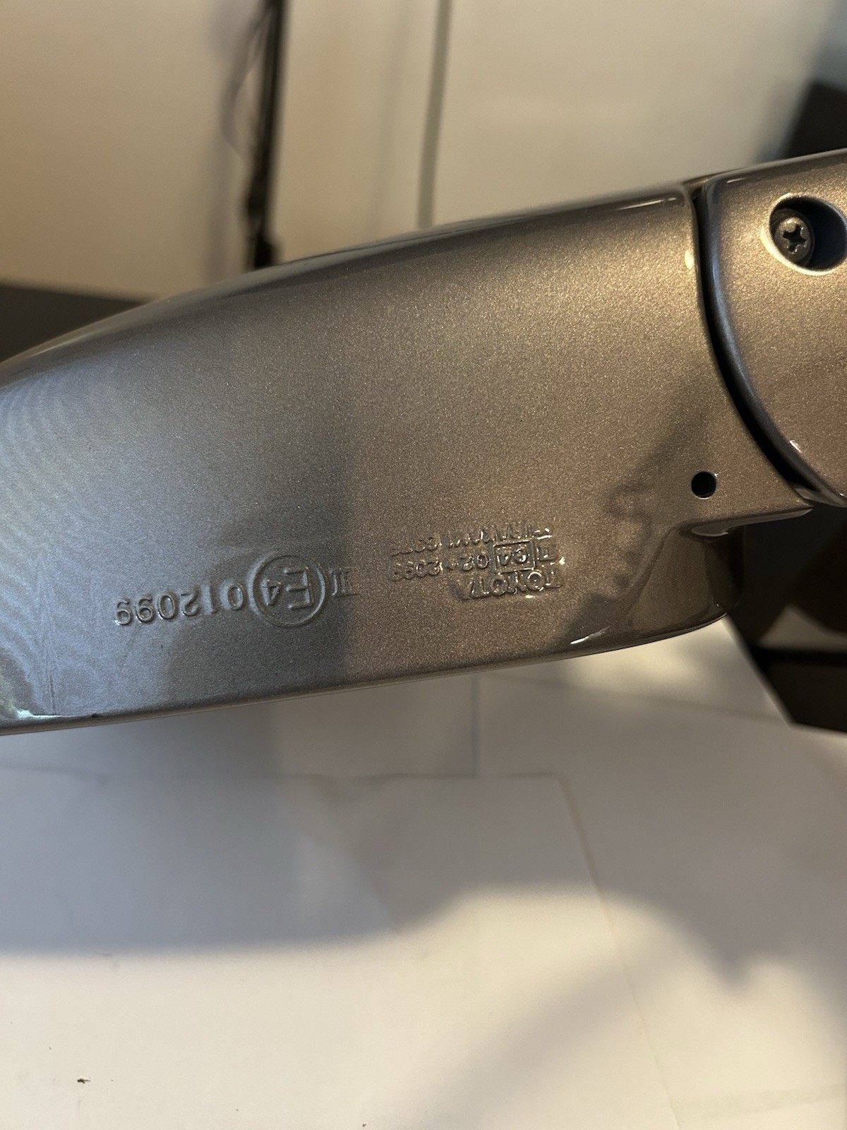 Lexus- LX470 Passenger Side Rear View Mirror Gold:4M9 87910-60850 1998-2002