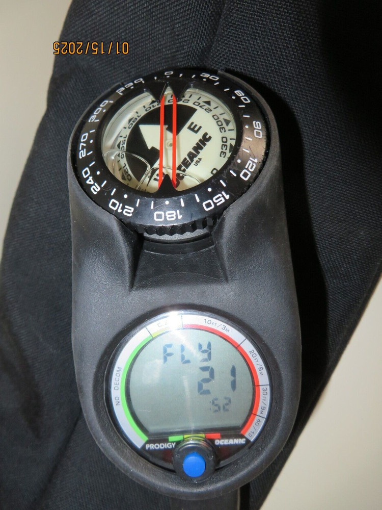 Sherwood Dive Regulator with Oceanic Dive Computer