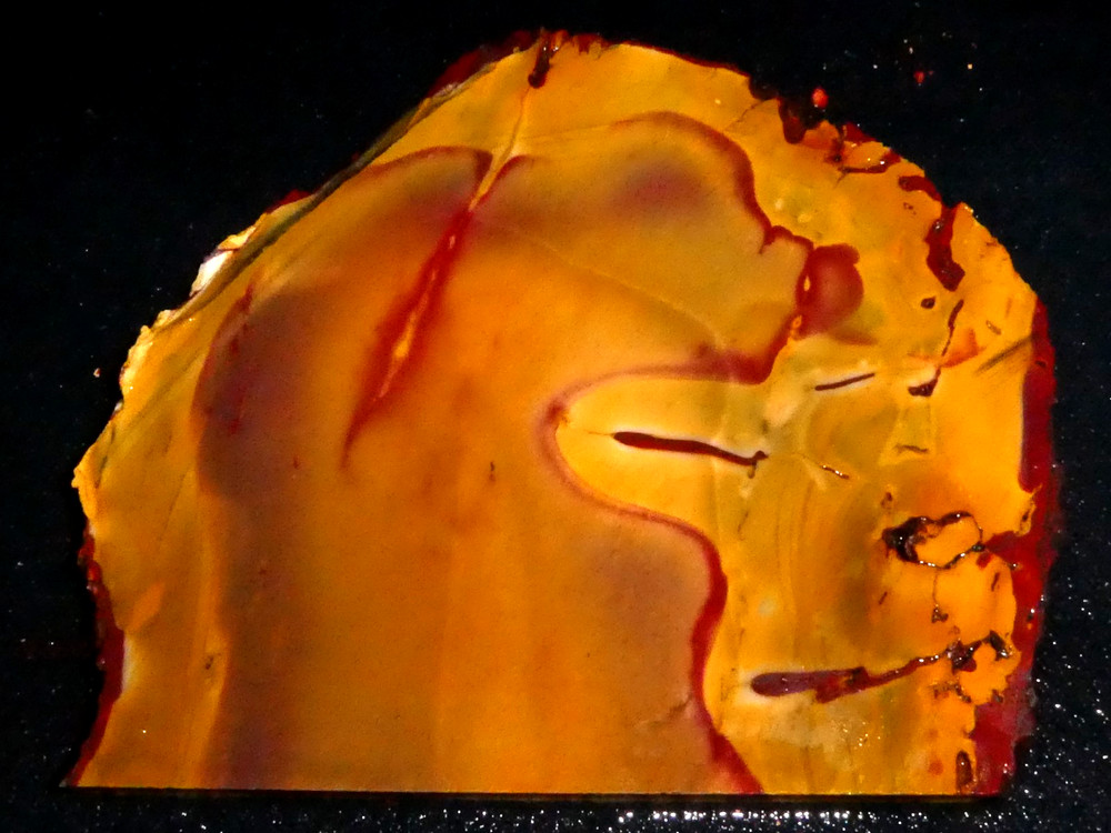 MOOKAITE JASPER-4 1/4" x 3 7/8 "  rough, cabbing - display , science