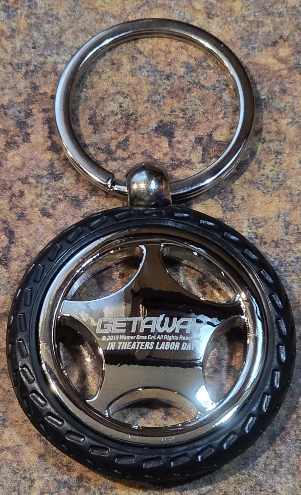 RARE! NEW! Getaway Movie Tire & Wheel Compass PROMO KEYCHAIN! FREE SHIPPING!