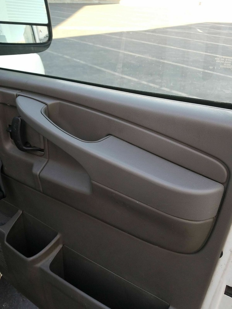 Passenger Right Interior Pull Handle Door Armrest For 03-19 Chevy Express Van