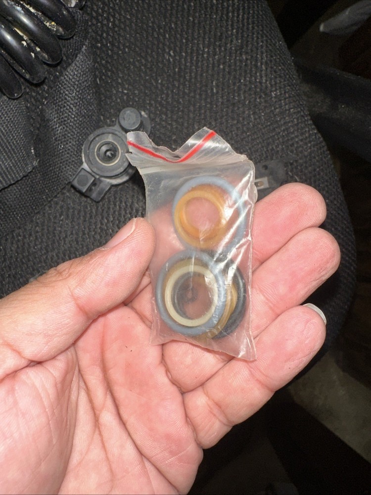 Paint Ball Extras / Barrels ￼