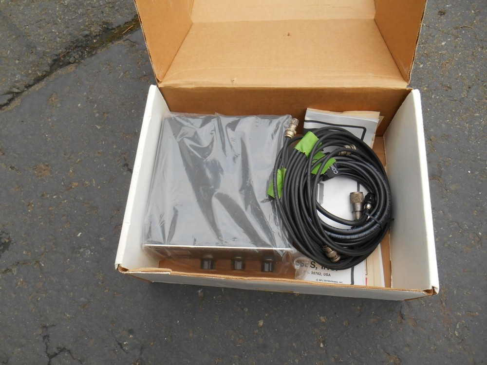 MFJ-931 NOS Artificial Ground new in box MINTY