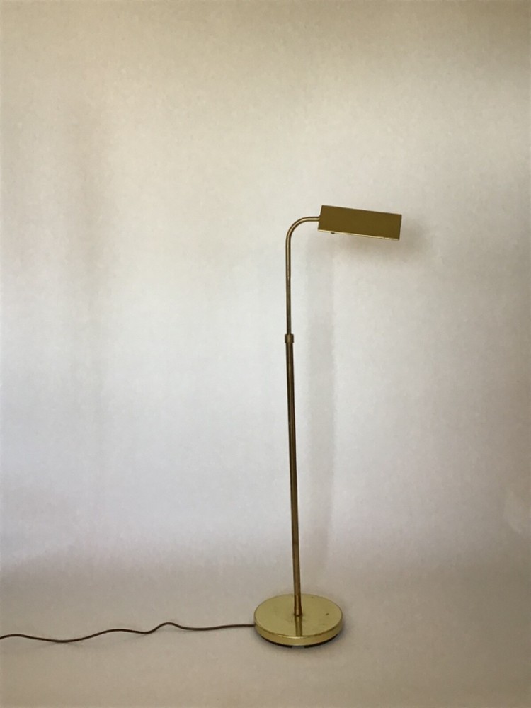 Vintage Brass Reading Lamp – Classic Adjustable Design