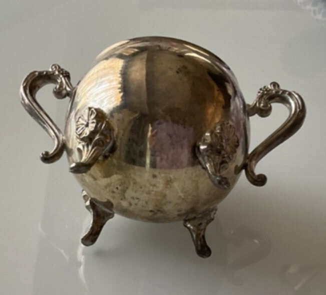 Vintage Oneida O L Creamer. Possible Silver Plated