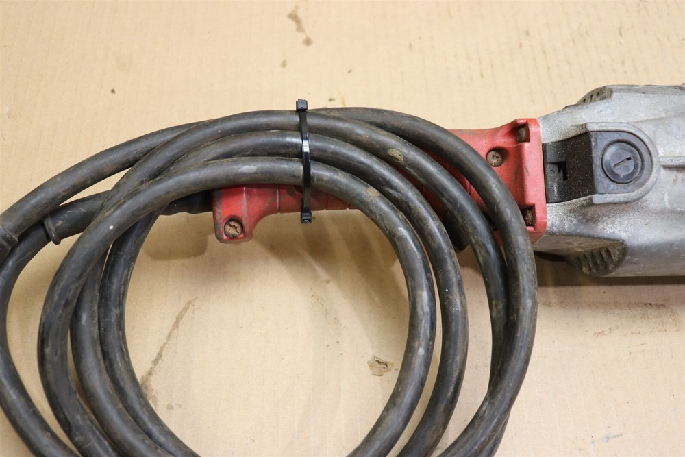 Milwaukee 7" Heavy Duty Sander