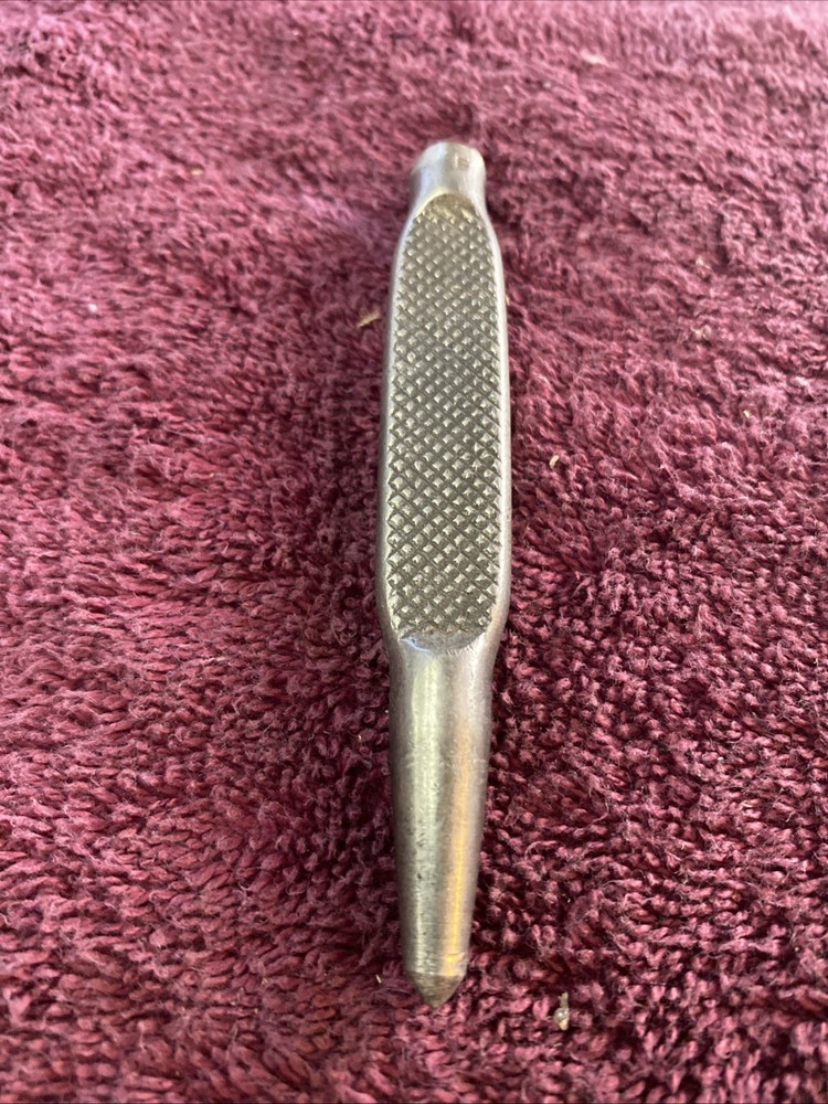 HAND TOOL DRIVE PIN PUNCH