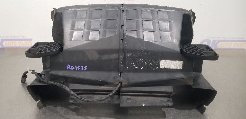 21 CHEVY SILVERADO 1500 LOWER AIR SHUTTER 2.7L