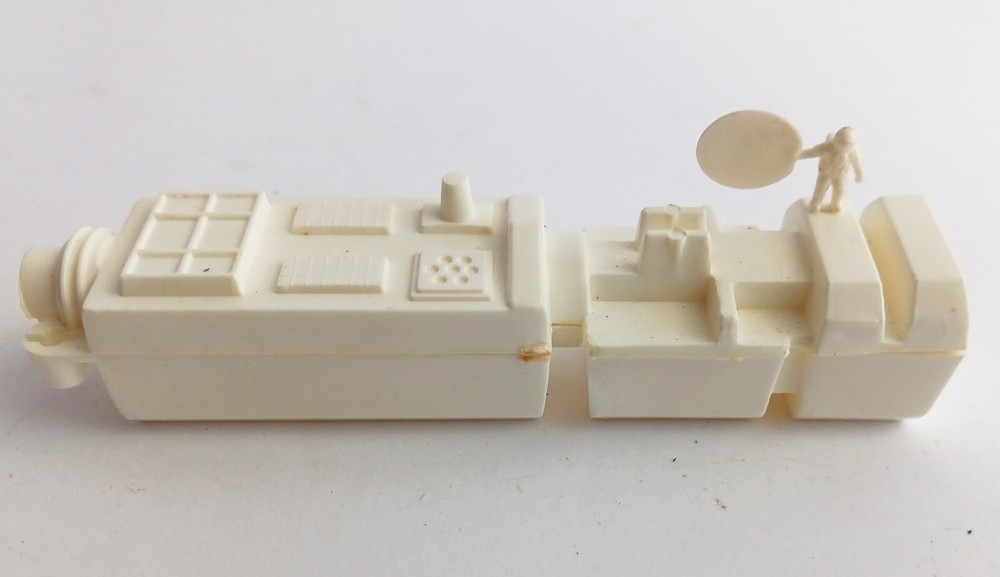 Monogram Space Shuttle Challenger Snap Tite Model Kit #1014 Built 1983 Vintage