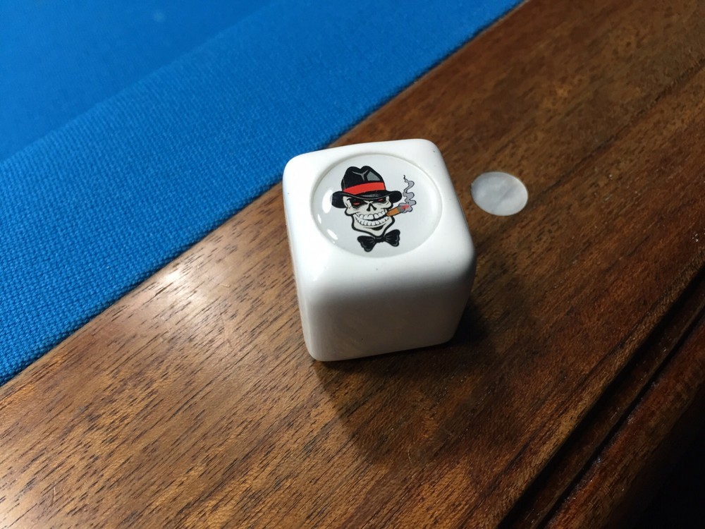 Skull Billiard Pool Cue Tip Chalk Holder Table Chalker