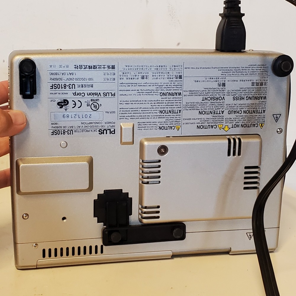 PLUS U3-810 DATA PROJECTOR with remote, user manual & case