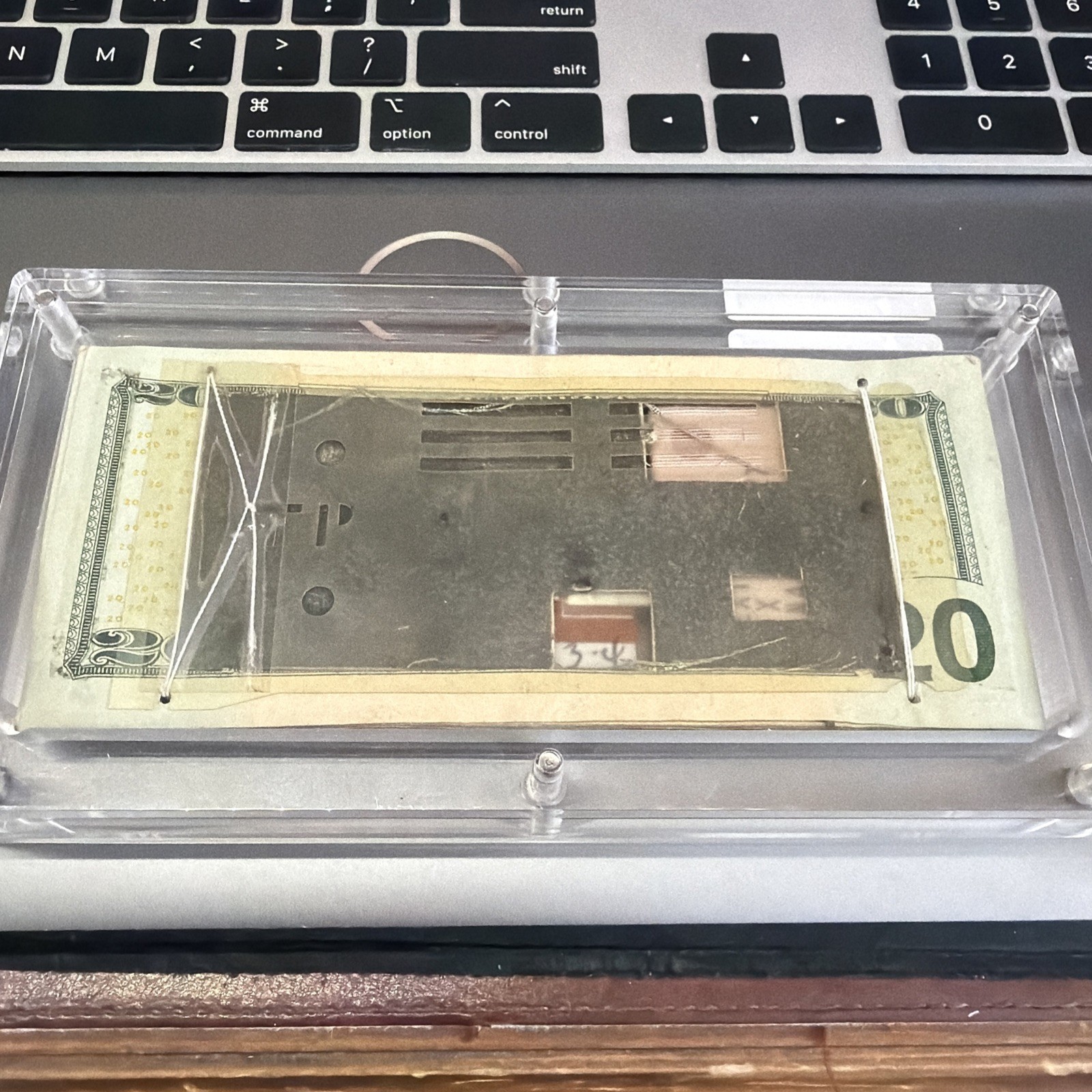 MONEY DYE PACK - $20 BILLS SECURITY