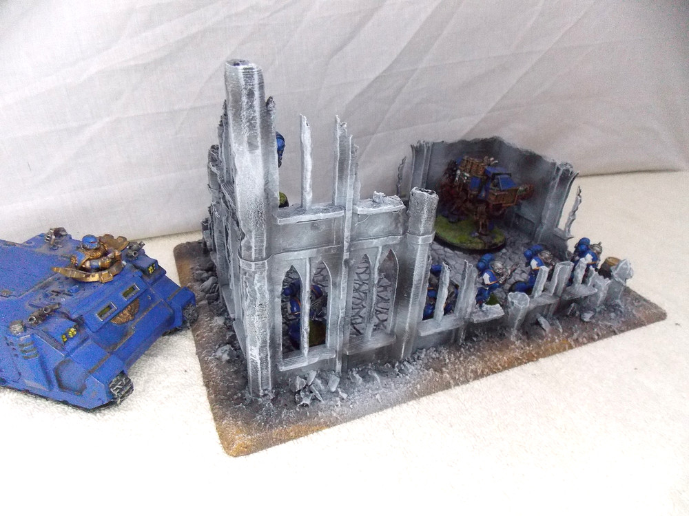 WARGAMING TERRAIN PAINTED BUILDING