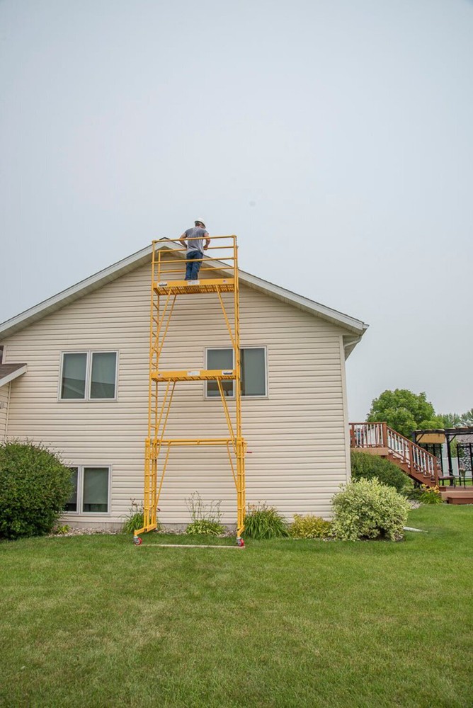 TELE-TOWER® ADJUSTABLE WORK PLATFORM MODEL 1101-2296 1000 LBS 11' 8'X22" DECK SI