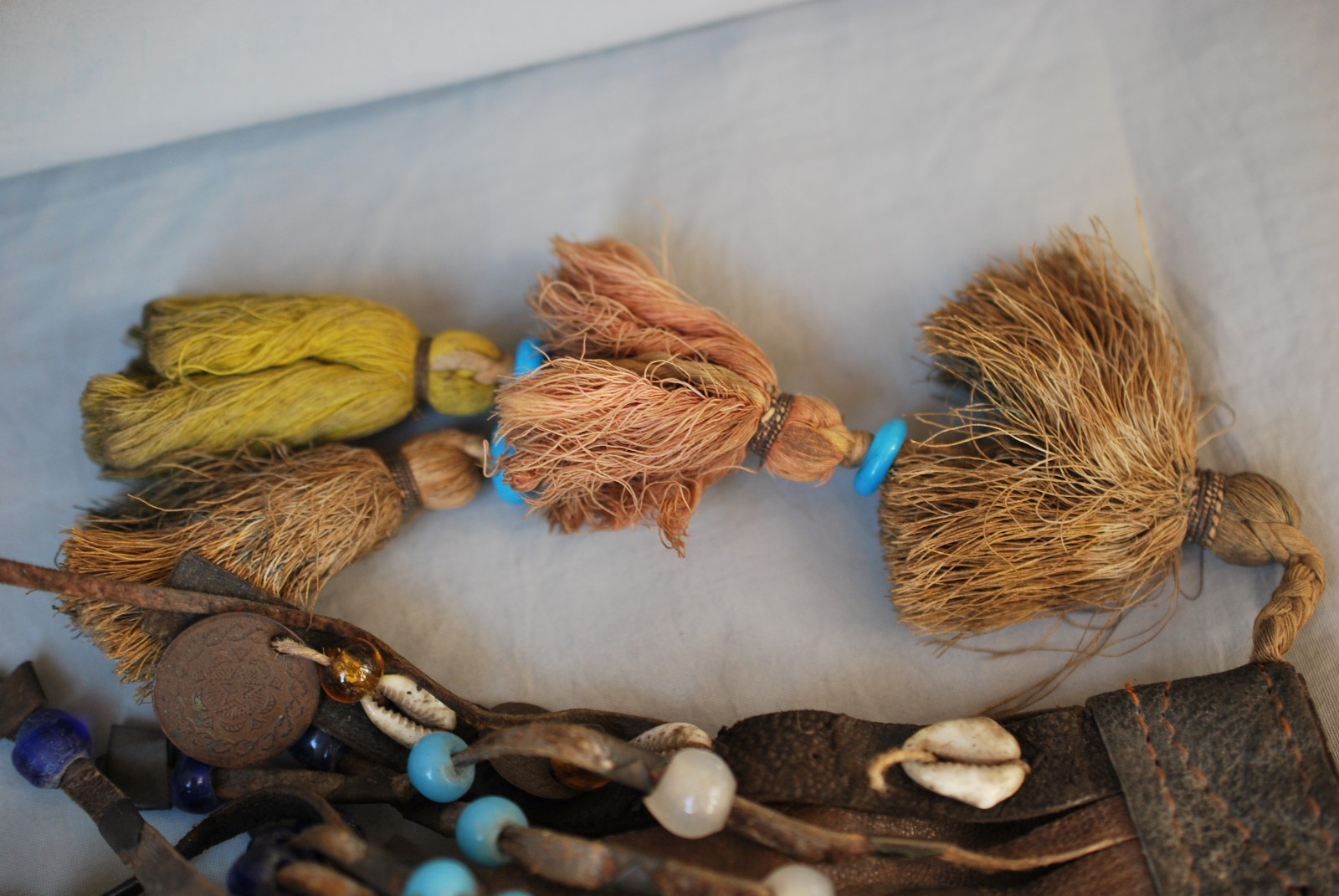 Antique Native Amer Leather Fringed Beads Shells Medicine Charm Bag & Contents