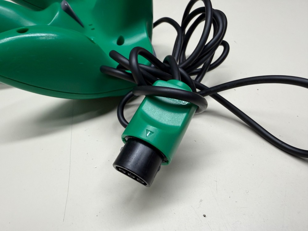 AUTHENTIC NINTENDO N64 WIRED CONTROLLER GREEN WORKING NICE GOOD STICK