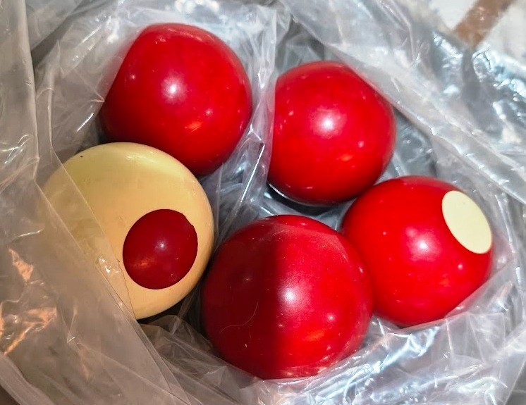 Bumper Pool Ball Single Red or White