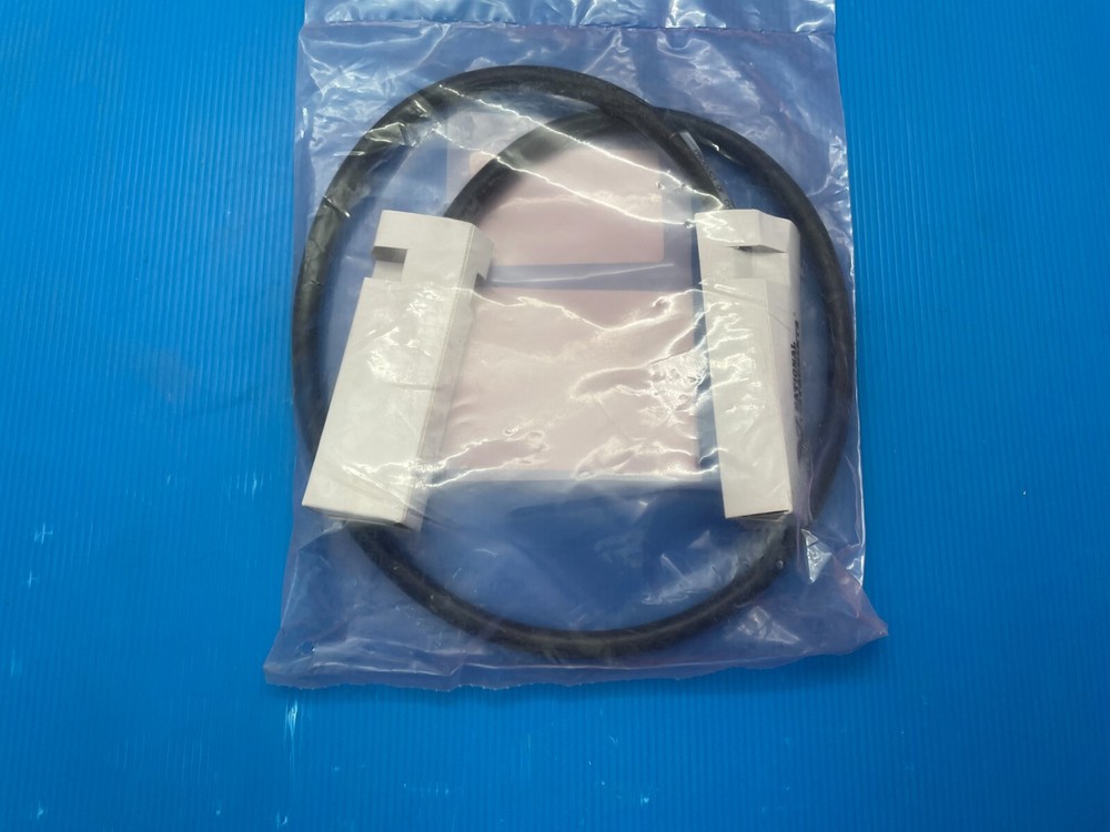 National Instruments NI X2 GPIB Cable 1M , 763507B-01