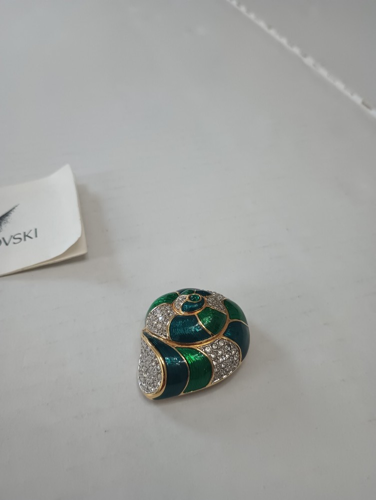 SIGNED SWAROVSKI PAVE' CRYSTAL SHELL PIN ~ BROOCH RETIRED ** CLEAN **