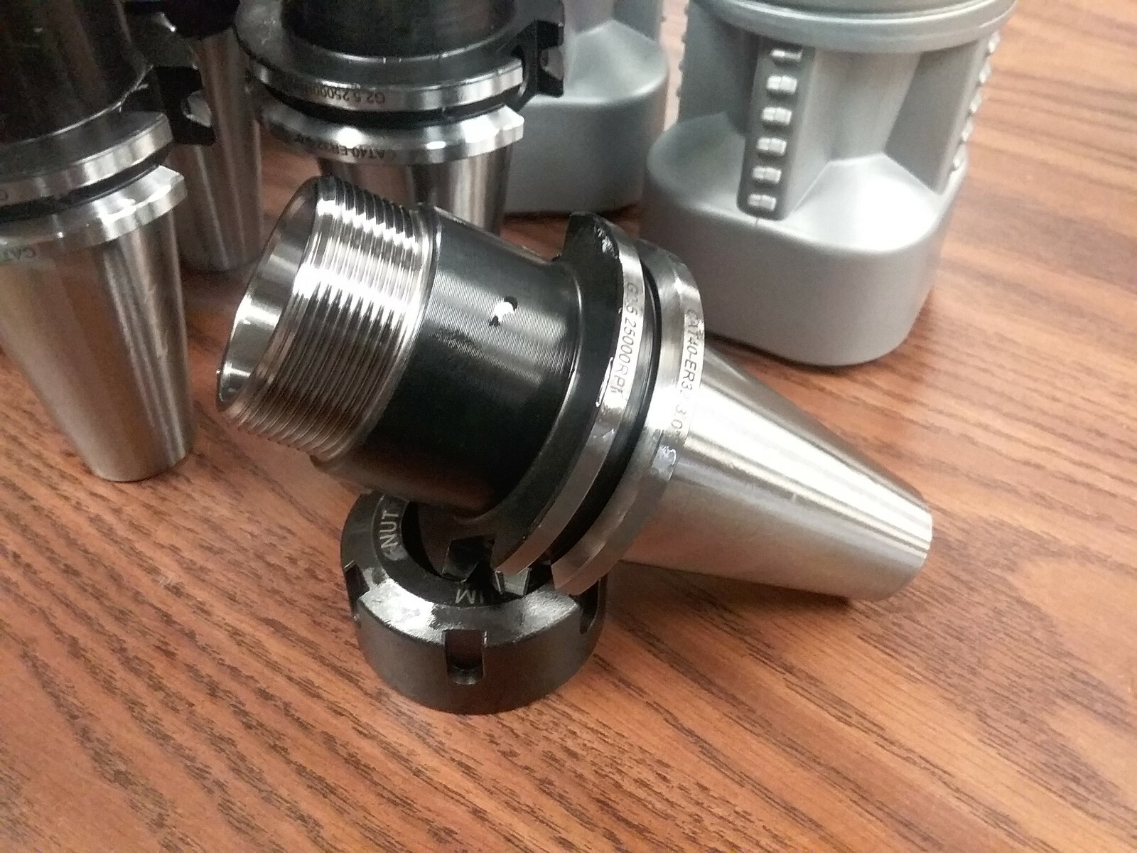 8pcs CAT40-ER32 COLLET CHUCK-8 CHUCKS balanced G2.5/25000RPM B25-CAT40-ER32