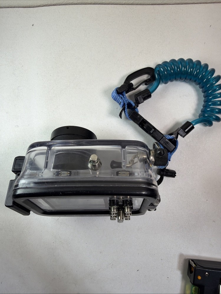 Ikelite Ultra Compact Underwater Camera Case Housing Scuba UC