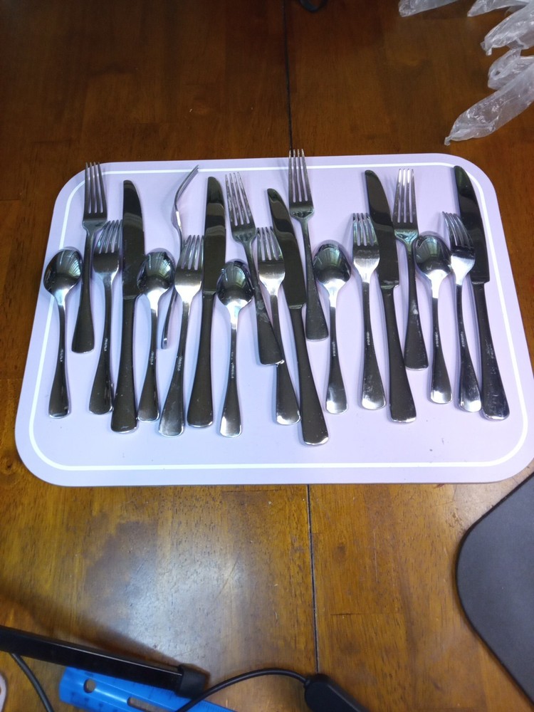 Onerda Flatware 20 Piece