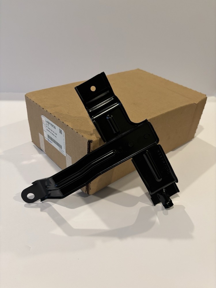 Genuine GM Battery Hold Down Retainer 84179725
