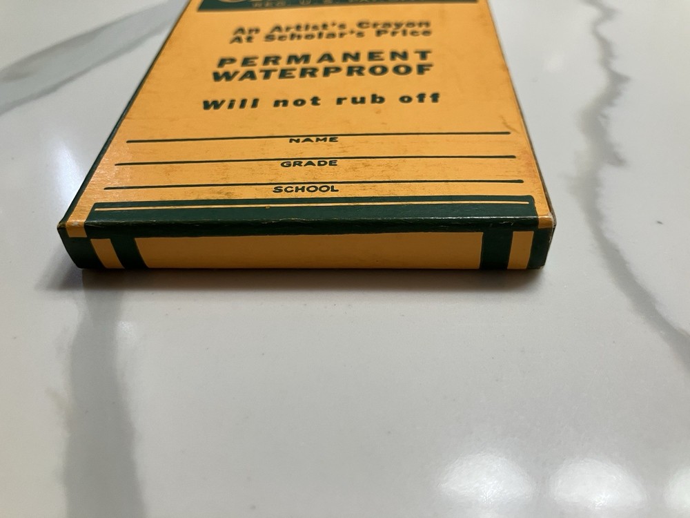 Vintage Crayola 8 Crayons
