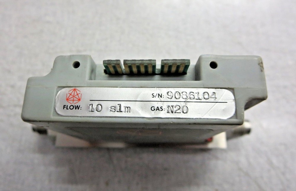 Advanced Semiconductor Materials [ASM] AFC-261 Mass Flow Controller (10SLM, N2O)