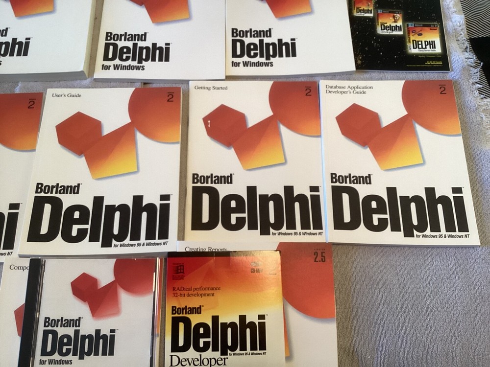 Vintage software developer Borland Delphi version 2 ,manuals etc.