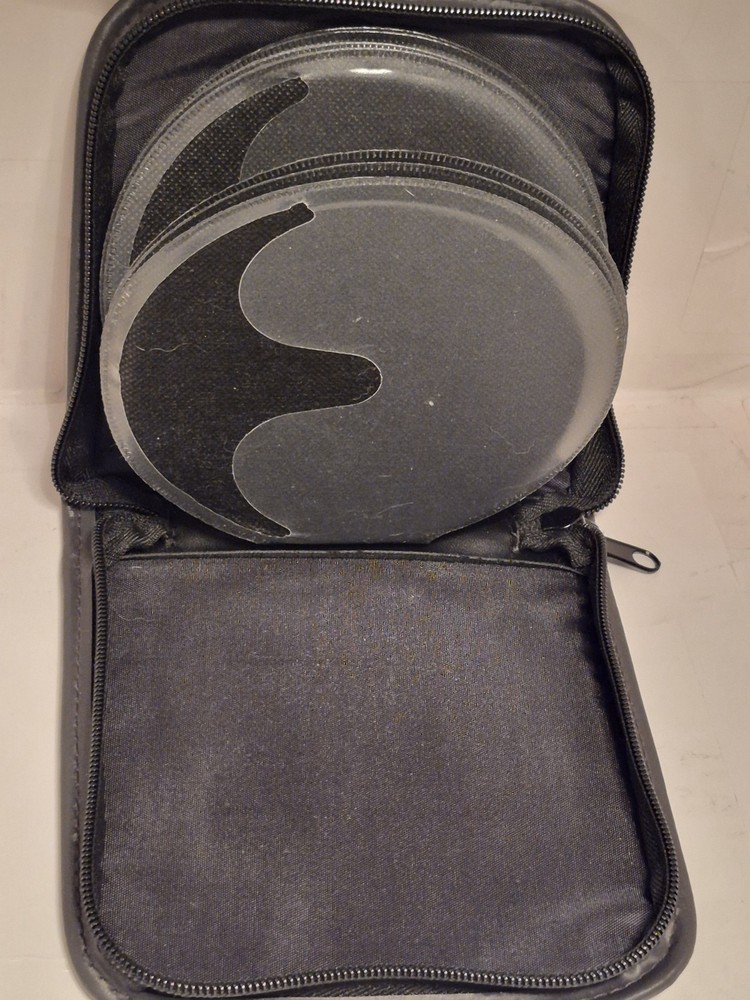 CD Case Holds 20 Zippered Compact Disc DVD Also XBOX CD-ROM PS Games