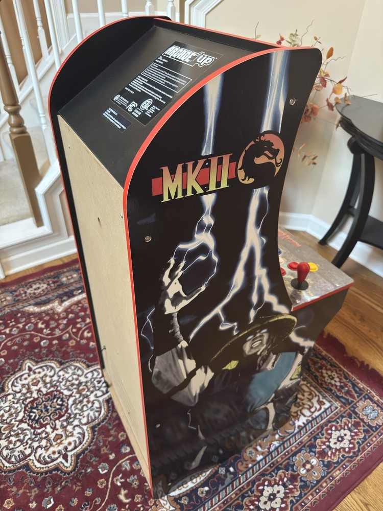 Mortal Kombat Arcade Machine ARCADE1UP 7433