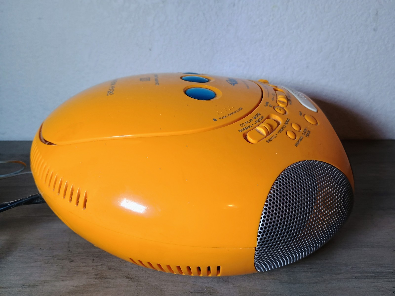 Sony "PSYC" Dream Machine Boombox! (ICF-CD831) - Intermittent CD Play-SHIPS FREE