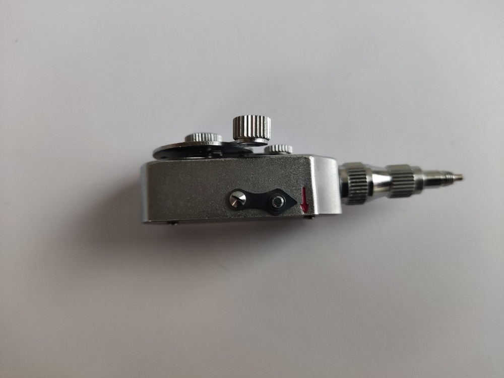 Leitz Wetzlar Leica automatic shutter release - a rare accessory.