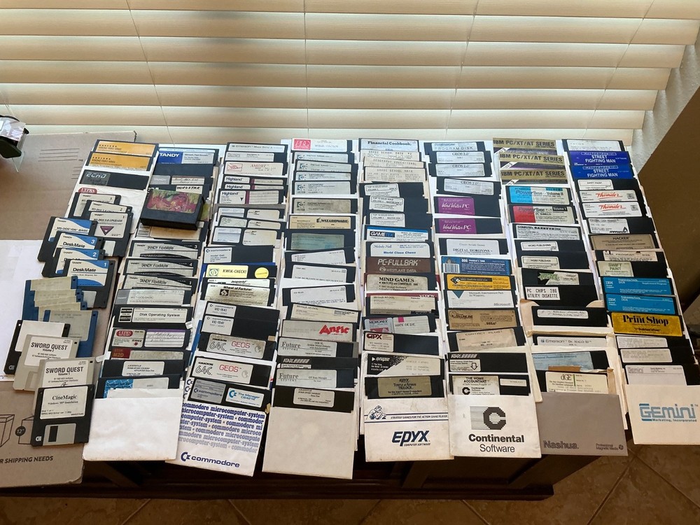 5.25" floppy disk lot 150+ games Atari Tandy pascal sword quest Microsoft IBM