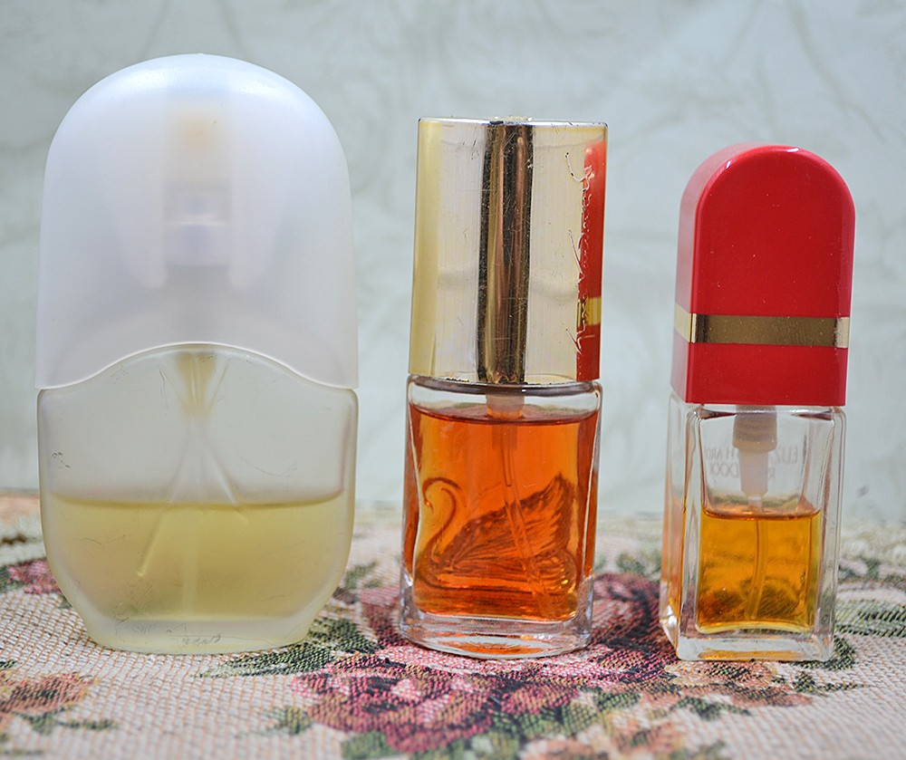 perfume Bottles collection lot Includes Exclamation! Incognito
